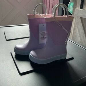 Rain boots for toodler size 5 by Cat & Jack